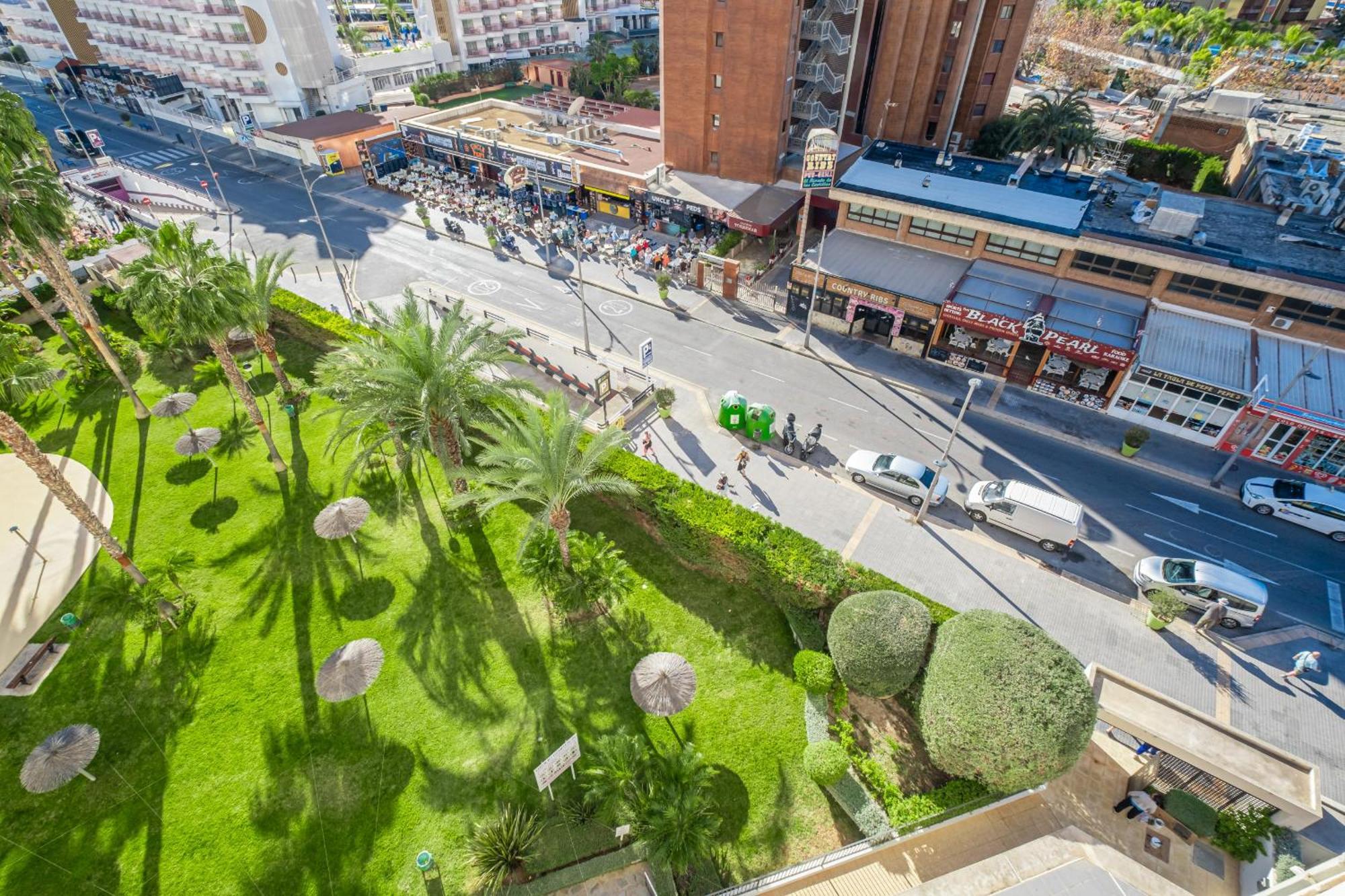 Gemelos 26-6-b Levante *