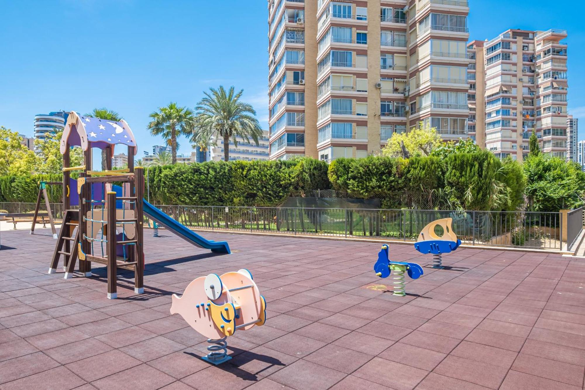 Gemelos 26-6-b Levante Apartment