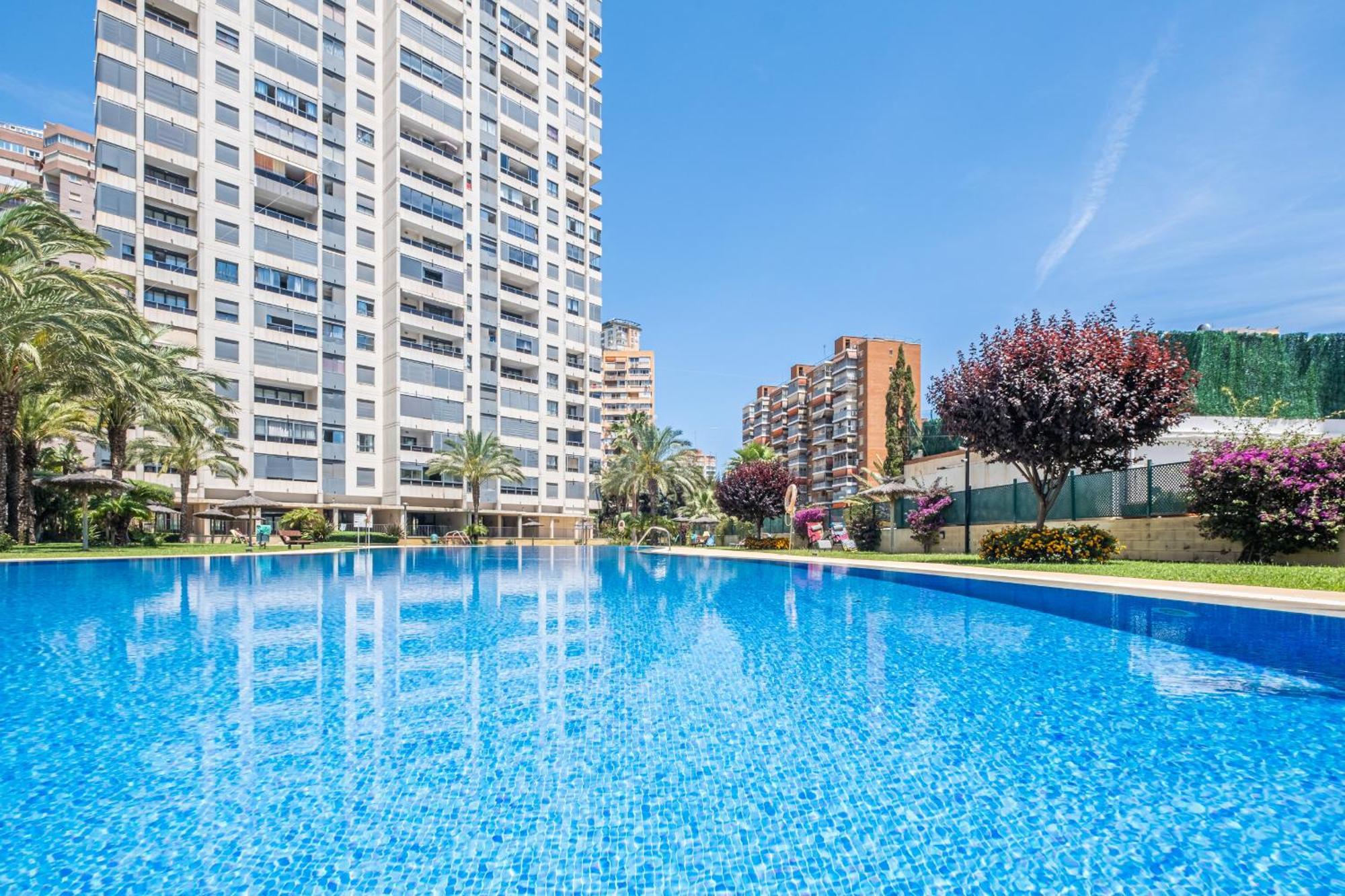 Gemelos 26-6-b Levante Apartment